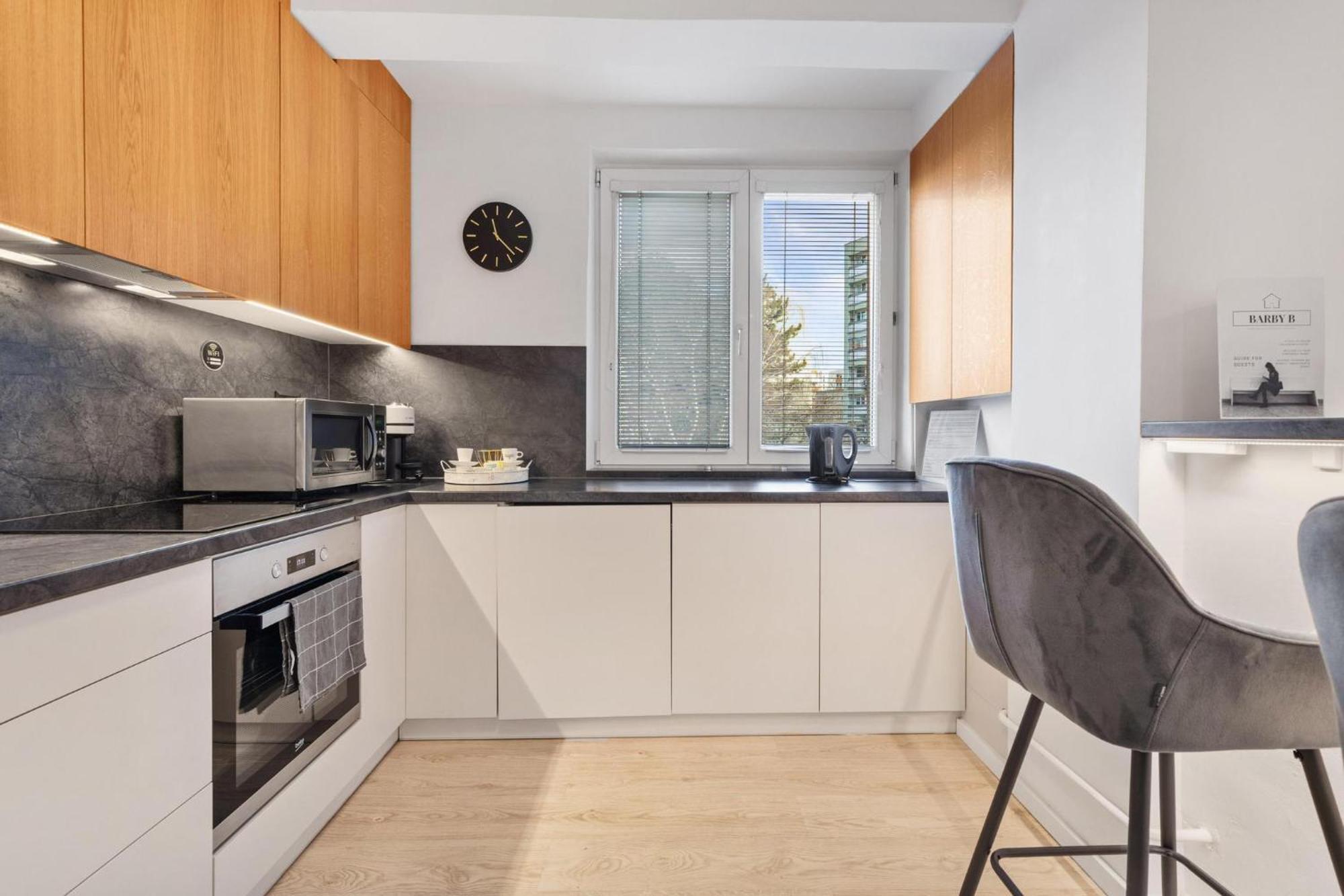 Barbyb Apartment - With Free Parking 브라티슬라바 외부 사진