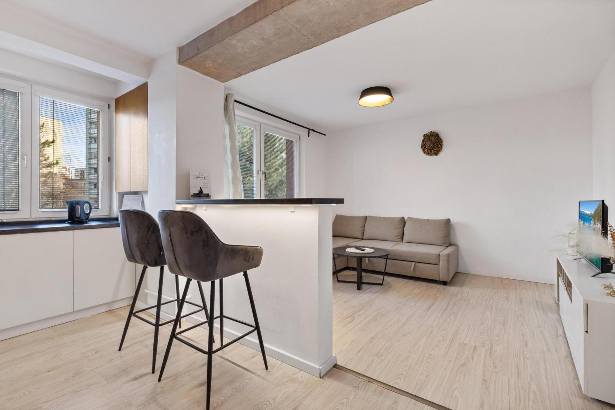Barbyb Apartment - With Free Parking 브라티슬라바 외부 사진
